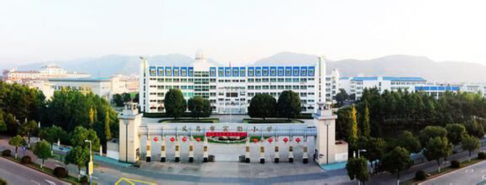 义乌实验小学2.jpg